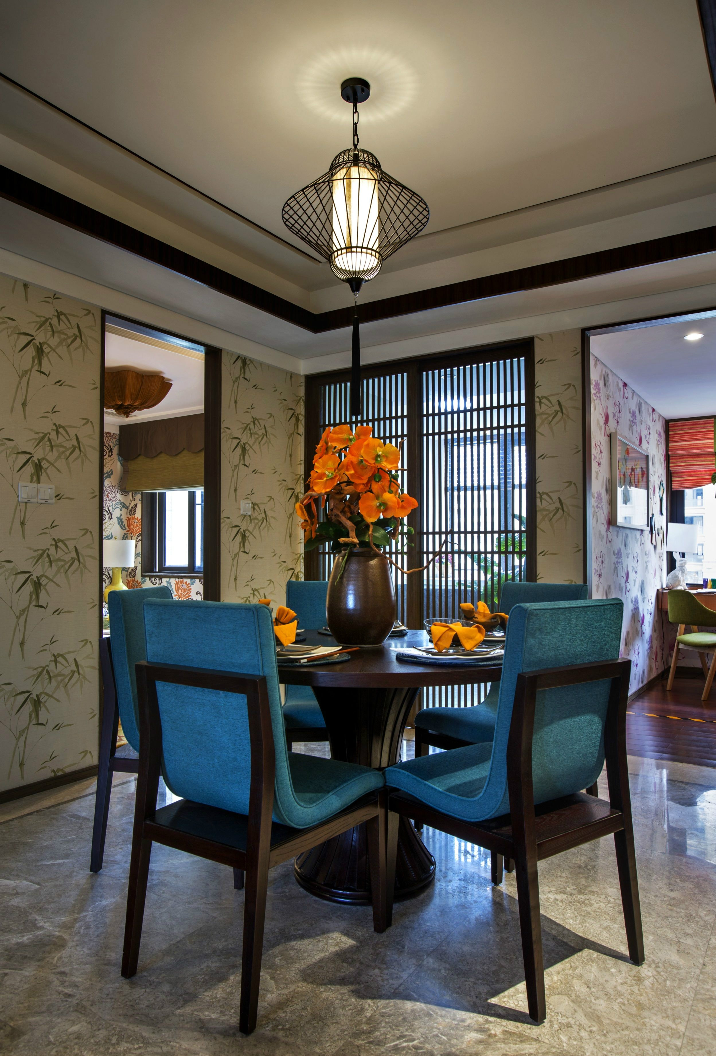 三居 中式 大户型 复式 跃层 别墅 80后 小资 餐厅图片来自高度国际姚吉智在追寻心中的光 150平米新中式的分享