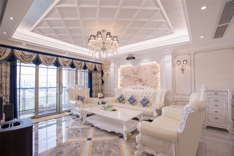 客厅图片来自装家美在阳光揽胜157平米欧式效果图的分享