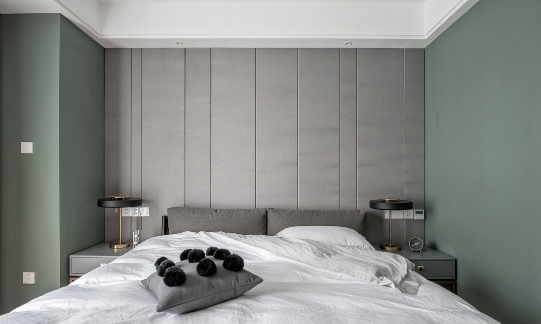 简约 三居 现代 卧室图片来自言白设计在一家6口的分享