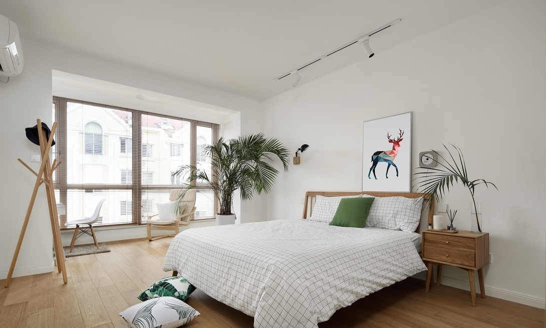 简约 四居 卧室图片来自言白设计在跃层住宅的分享