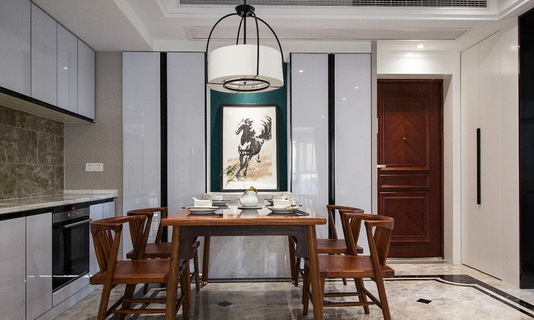 餐厅图片来自家装大管家在120平现代新中式 简单优雅空间的分享