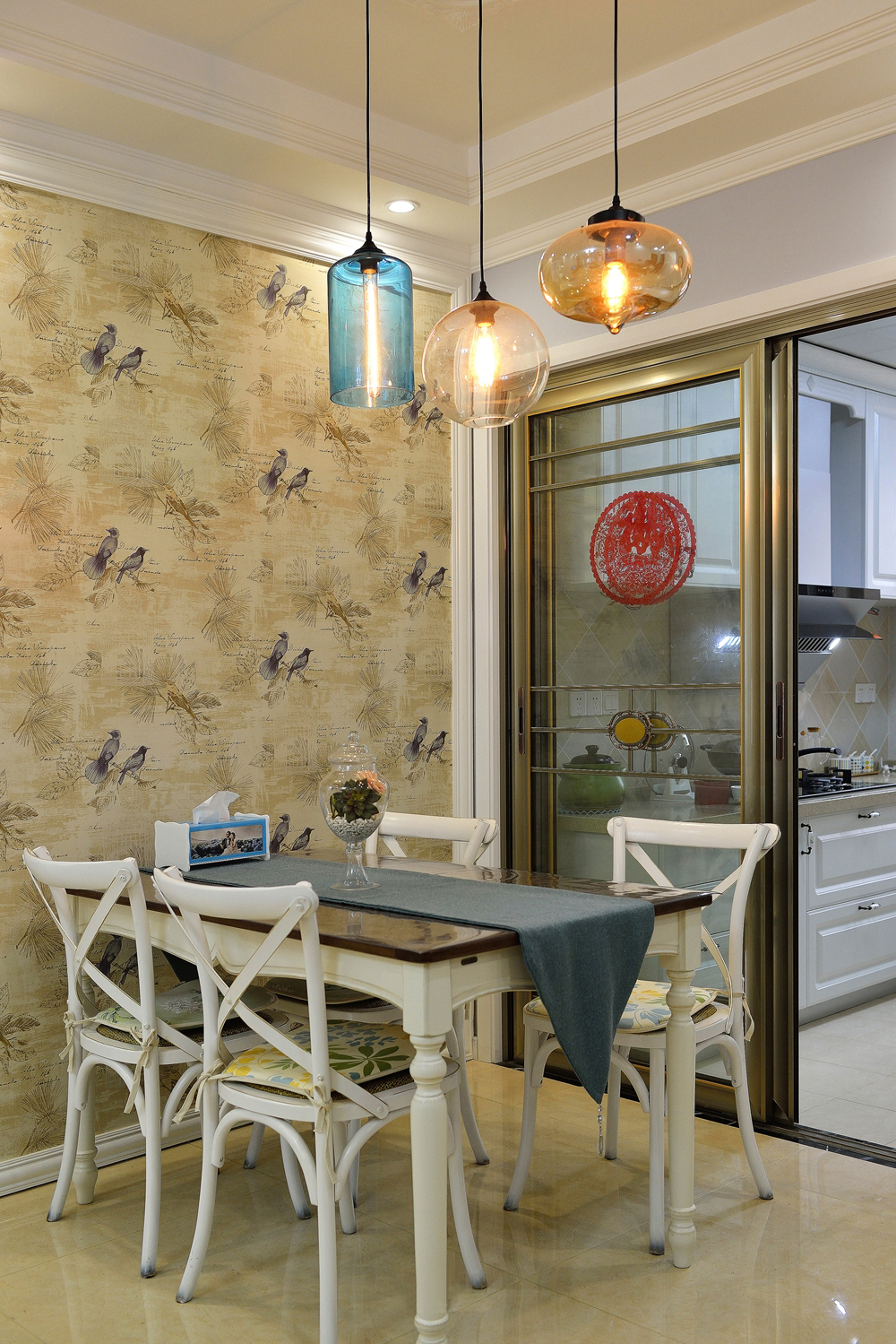 美式 三居 大户型 跃层 复式 白领 80后 小资 餐厅图片来自高度国际姚吉智在156平米美式家居的浪漫生活的分享