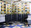 虽然只有几平米的浴室
，陈设和线条的分布，方形黄蓝调，