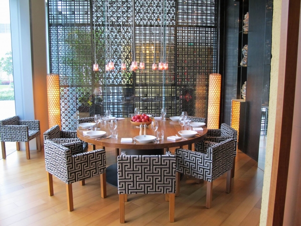中式 餐厅图片来自云南俊雅装饰工程有限公司在中式餐厅设计案例的分享