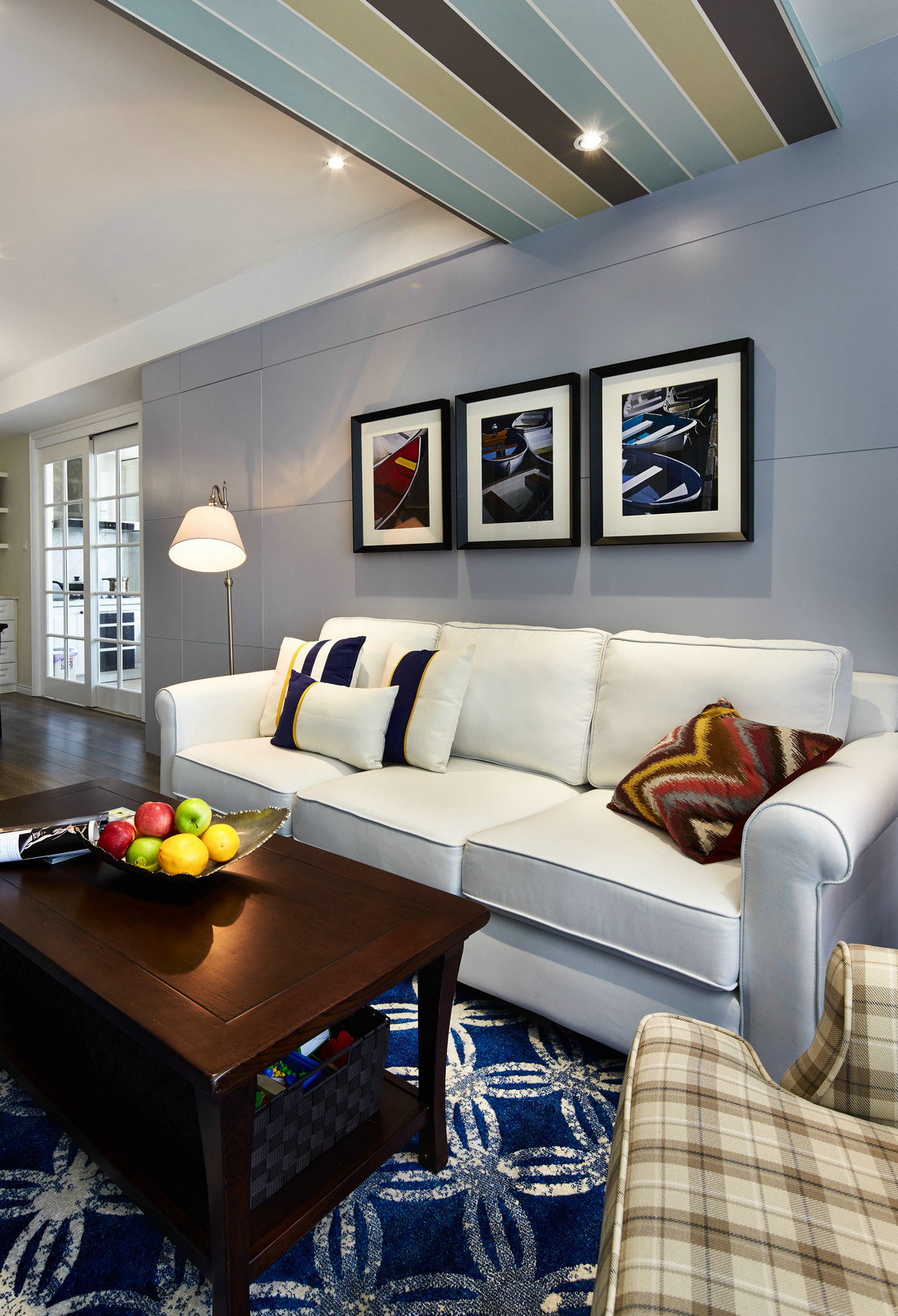 170平 混搭 客厅图片来自西安紫苹果装饰工程有限公司在170平混搭的分享