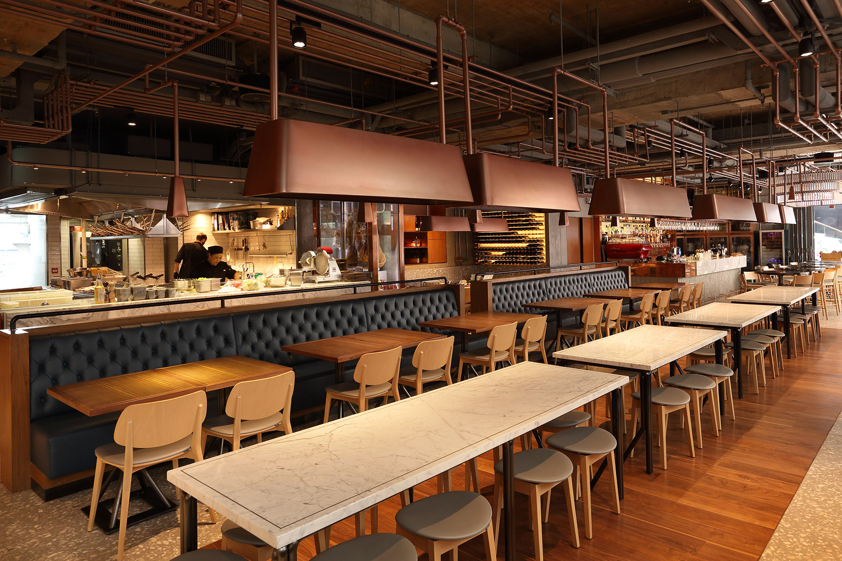 餐厅 设计 欧式图片来自云南俊雅装饰工程有限公司在西餐厅设计的分享