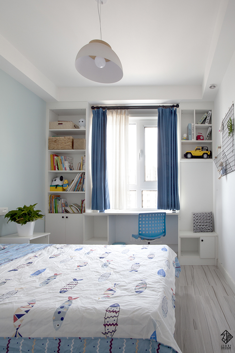 卧室图片来自西安紫苹果装饰工程有限公司在110平北欧三居室的分享