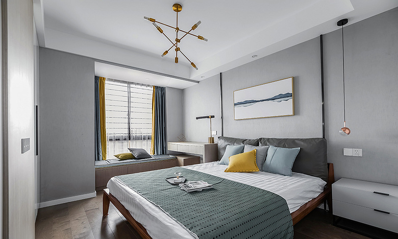 卧室图片来自家装大管家在130平撞色现代3居 时尚优雅活力的分享
