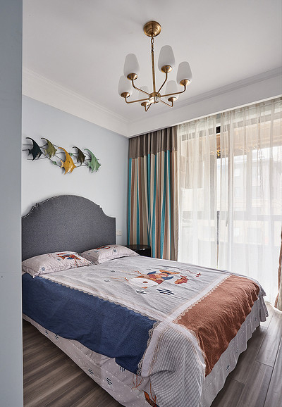 卧室图片来自家装大管家在温馨时尚 120平美式轻奢摩登3居的分享