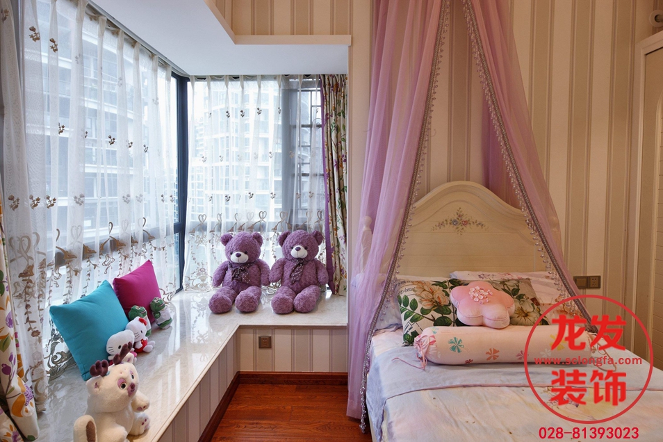 卧室图片来自用户20000004404262在南华府美式风格案例分享的分享