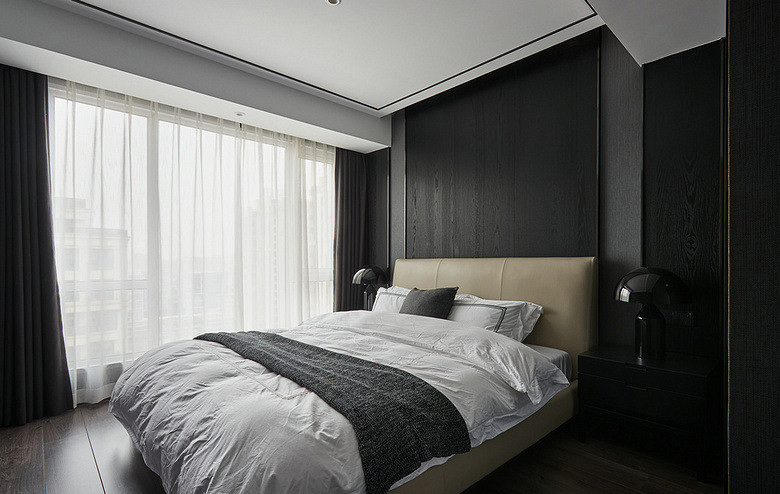 卧室图片来自家装大管家在纯粹主义 100平现代雅致时尚3居的分享