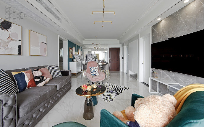 三居 客厅图片来自云南俊雅装饰工程有限公司在紫香园1的分享