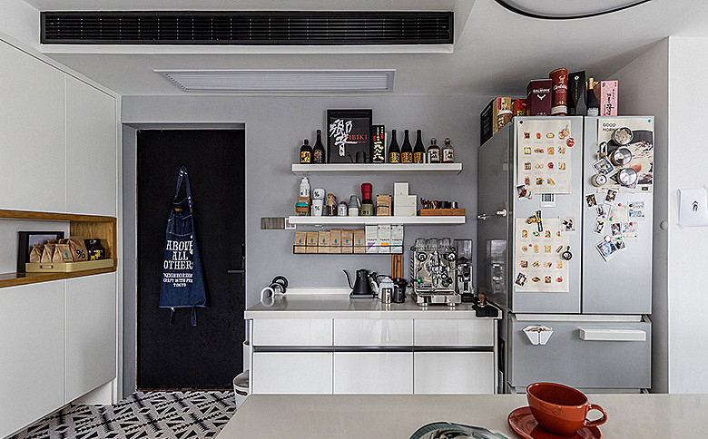 厨房图片来自家装大管家在100平现代时尚空间 不失活力雅致的分享
