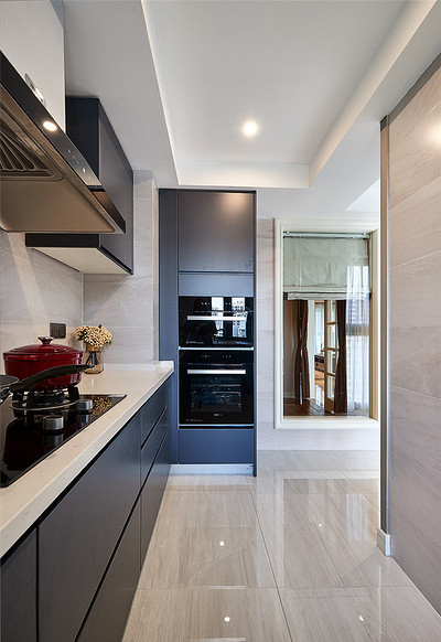 厨房图片来自家装大管家在105平美式现代3居 给人幸福舒适的分享