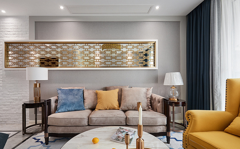客厅图片来自家装大管家在97平轻奢美式空间 精致优雅质感的分享