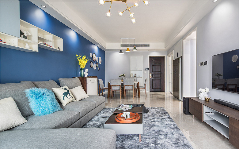客厅图片来自家装大管家在舒适为主 92平现代简约温馨空间的分享