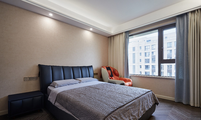 卧室图片来自家装大管家在简洁明亮 118平高冷现代时尚3居的分享
