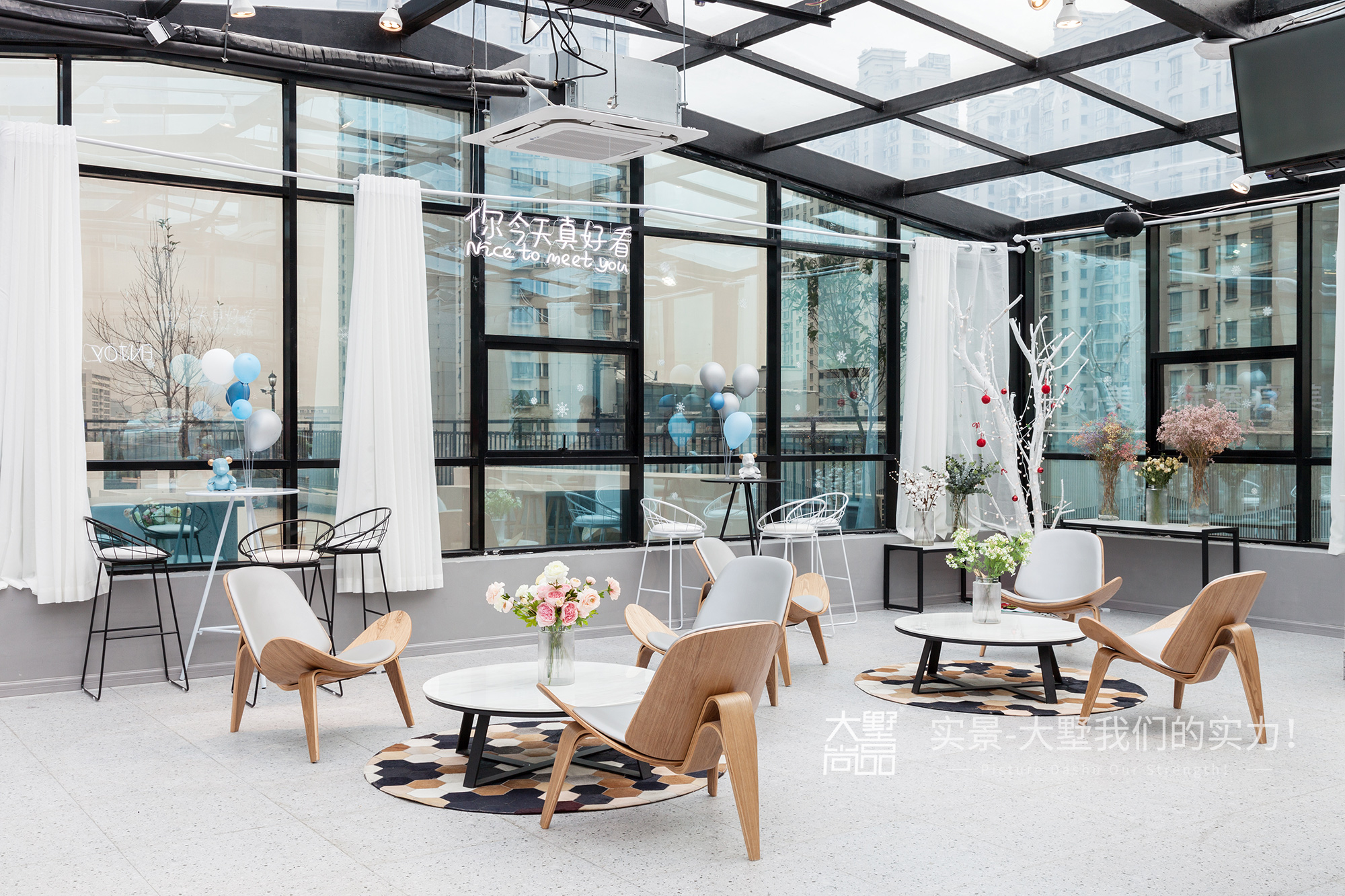 玻璃房 咖啡馆 餐厅图片来自大墅尚品-由伟壮设计在想里·在玻璃房享受阳光和美味的分享