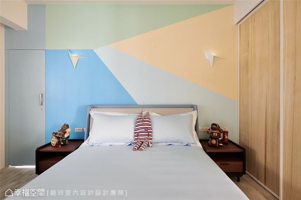 装修设计 装修完成 新古典 儿童房图片来自幸福空间在238平，绚染综观 光影恣意流转的分享