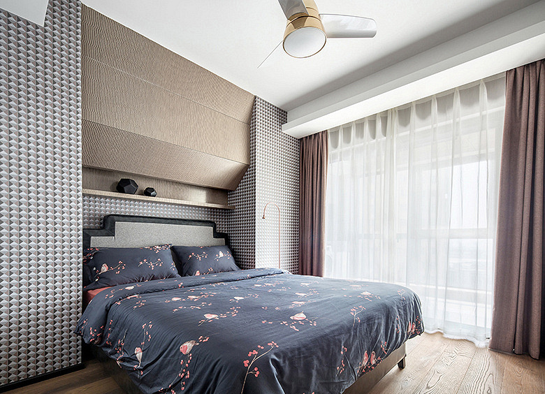 卧室图片来自家装大管家在鲜明利落视觉 120平现代时尚3居的分享