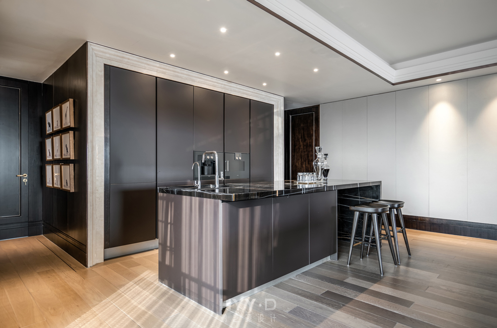 新中式 大平层 厨房图片来自郑鸿在新天鹅堡私宅设计|轻奢新中式的分享