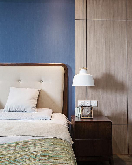 卧室图片来自家装大管家在优雅舒适 107平现代简约时尚3居的分享