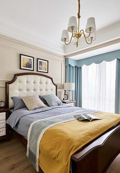 卧室图片来自家装大管家在自由与贵气 96平美式轻奢两居室的分享