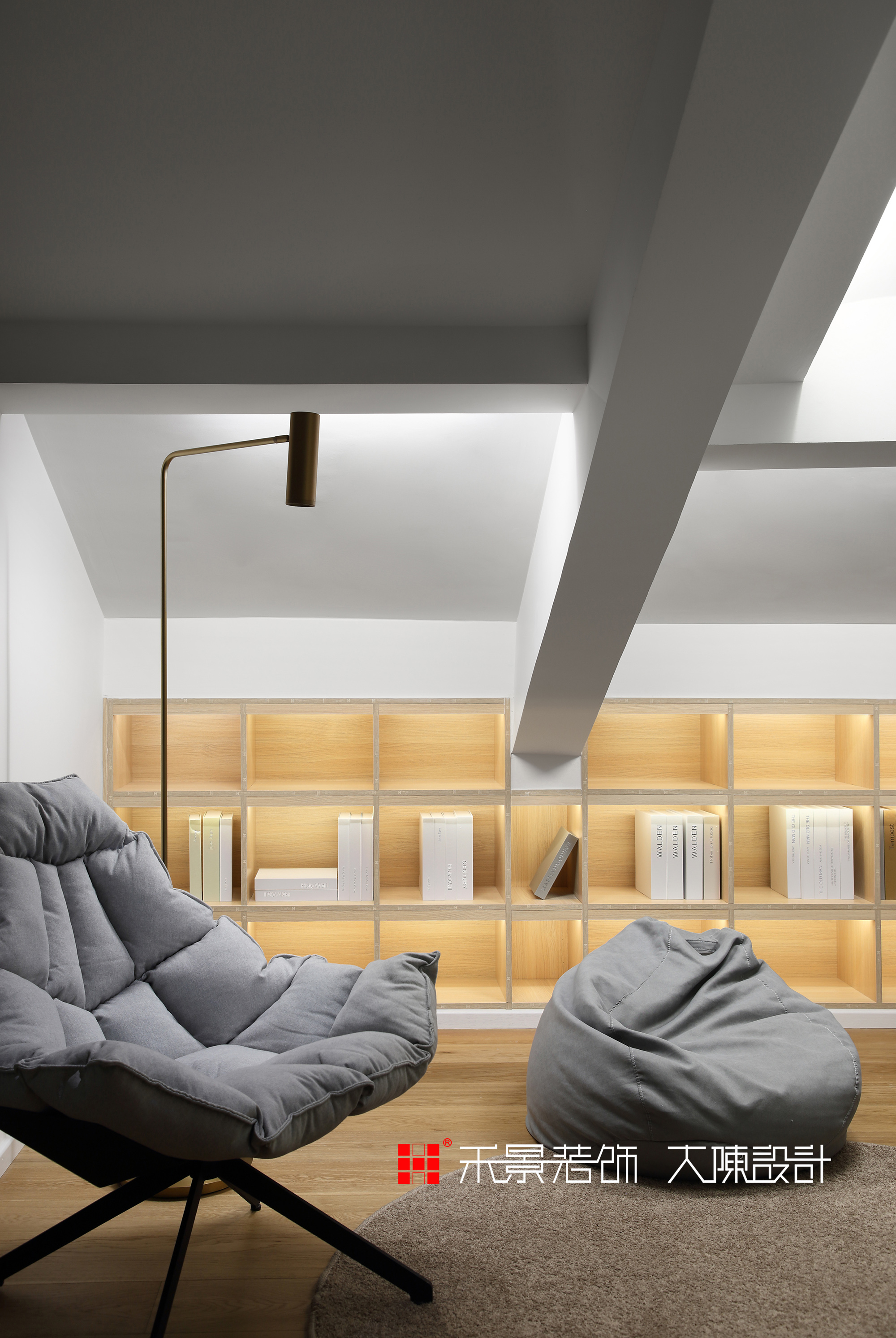 三居 收纳 书房图片来自禾景大陈设计在160㎡美宅，实景比效果图更赞的分享