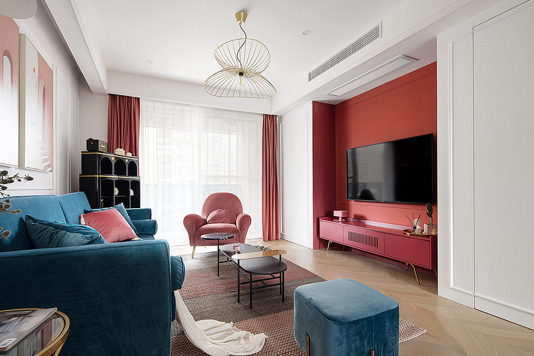 客厅图片来自家装大管家在色彩明艳 105平现代简约时尚3居的分享
