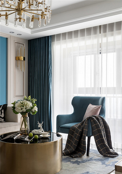 客厅图片来自家装大管家在简洁舒适 120平现代轻奢雅致3居的分享
