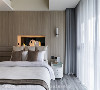 梦幻主卧
主卧房改以浅色木作为设计语汇，温润的木质感营造出舒适休闲的度假氛围。