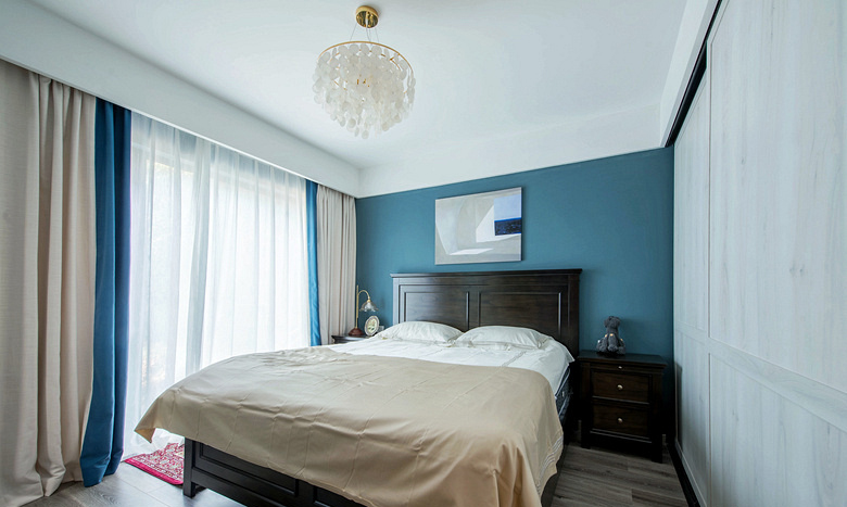 卧室图片来自家装大管家在135平北欧混搭3居 文艺优雅并存的分享