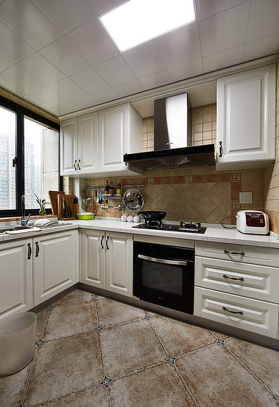 厨房图片来自家装大管家在向往生活 126平美式混搭舒适3居的分享