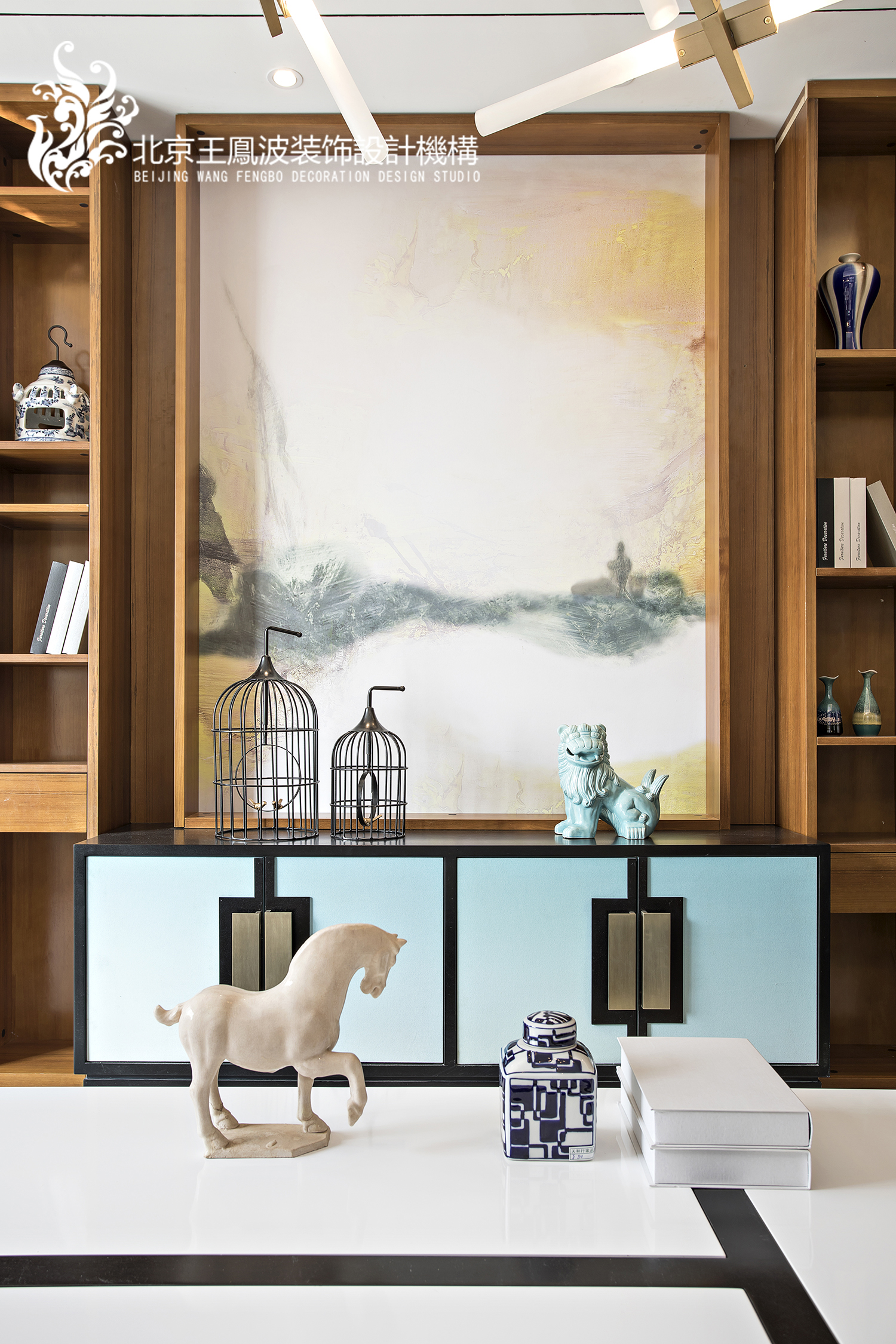 三居 新中式 客厅图片来自王凤波设计机构在韵味匠心皆独具王凤波装饰的分享