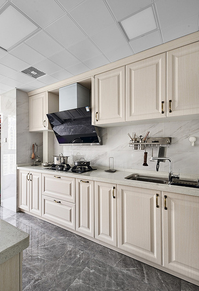厨房图片来自家装大管家在舒适平淡 135平现代美式休闲3居的分享