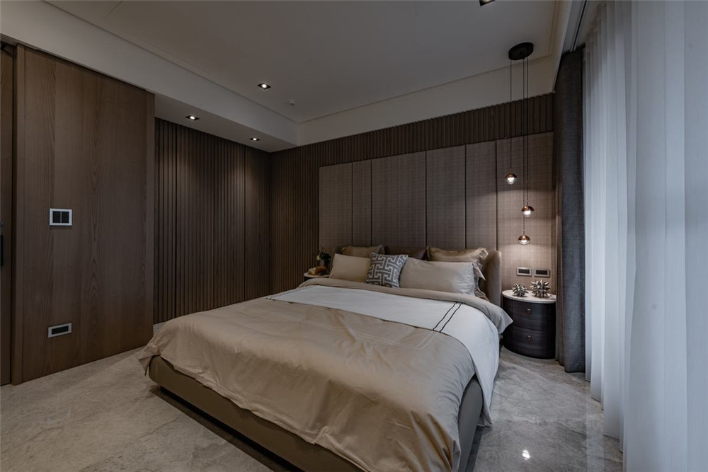 装修设计 装修完成 混搭 卧室图片来自幸福空间在149平，木石间的淳和与清丽对比的分享