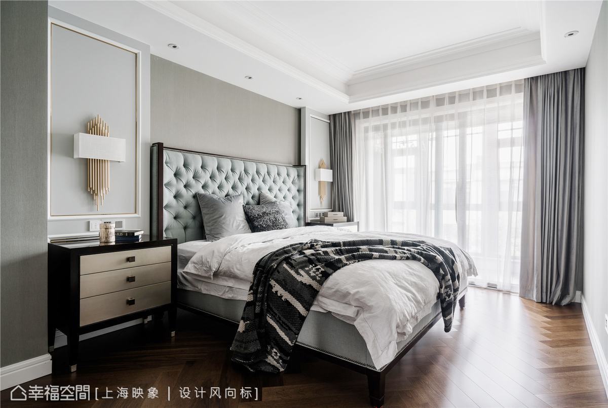 混搭 四居 上海 小资 卧室图片来自幸福空间在230㎡如歌如诗的雪域星城的分享