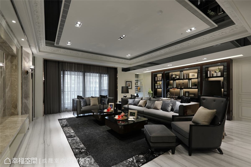 装修设计 装修完成 新古典 客厅图片来自幸福空间在380平，磅礡大气  新古典奢华宅的分享