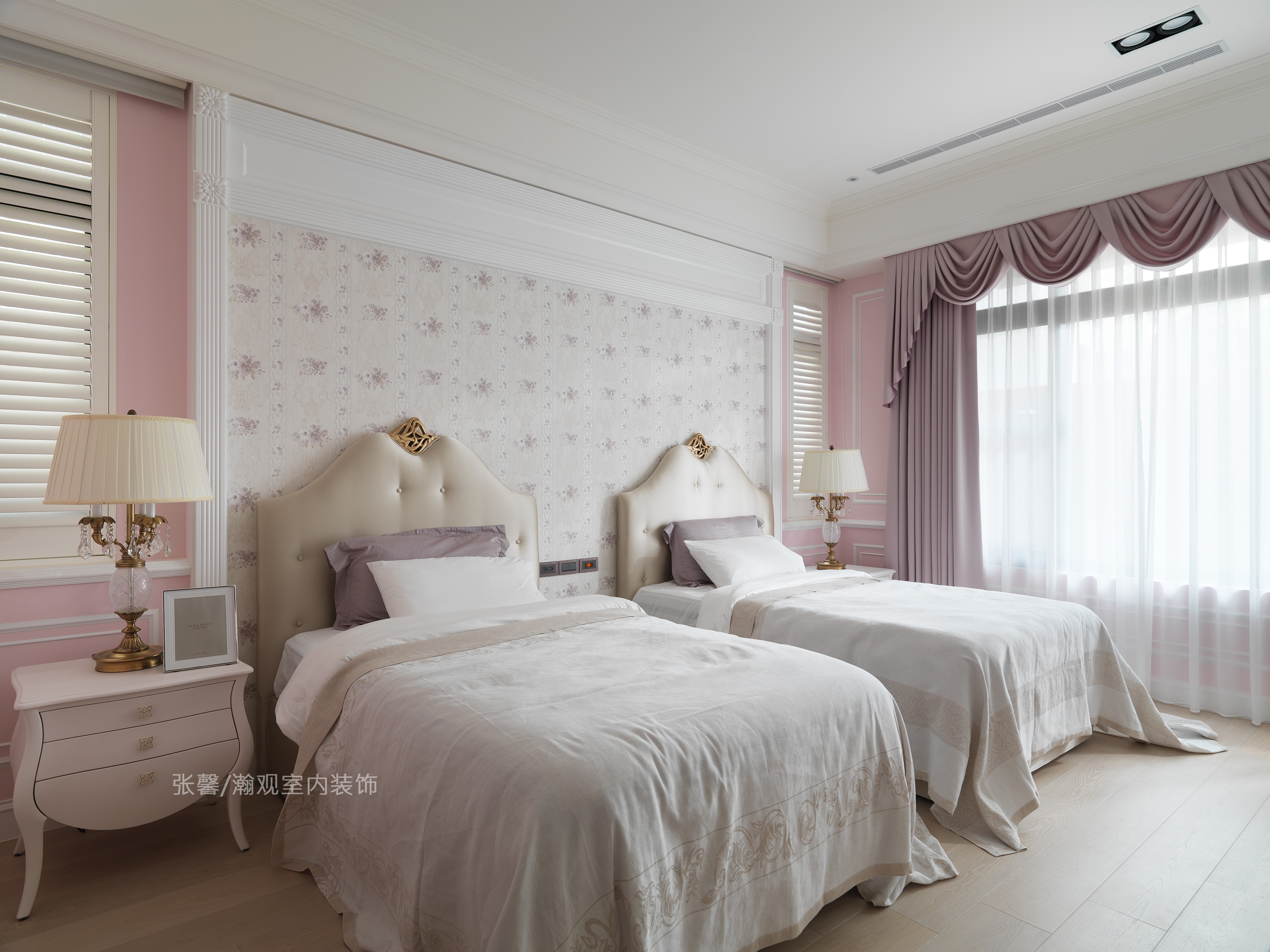 卧室图片来自张馨/瀚观室内装饰在为四代同堂筑一个梦想城堡的分享