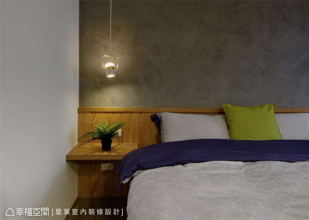 卧室图片来自幸福空间在99平，30年老屋化身微工业美宅的分享