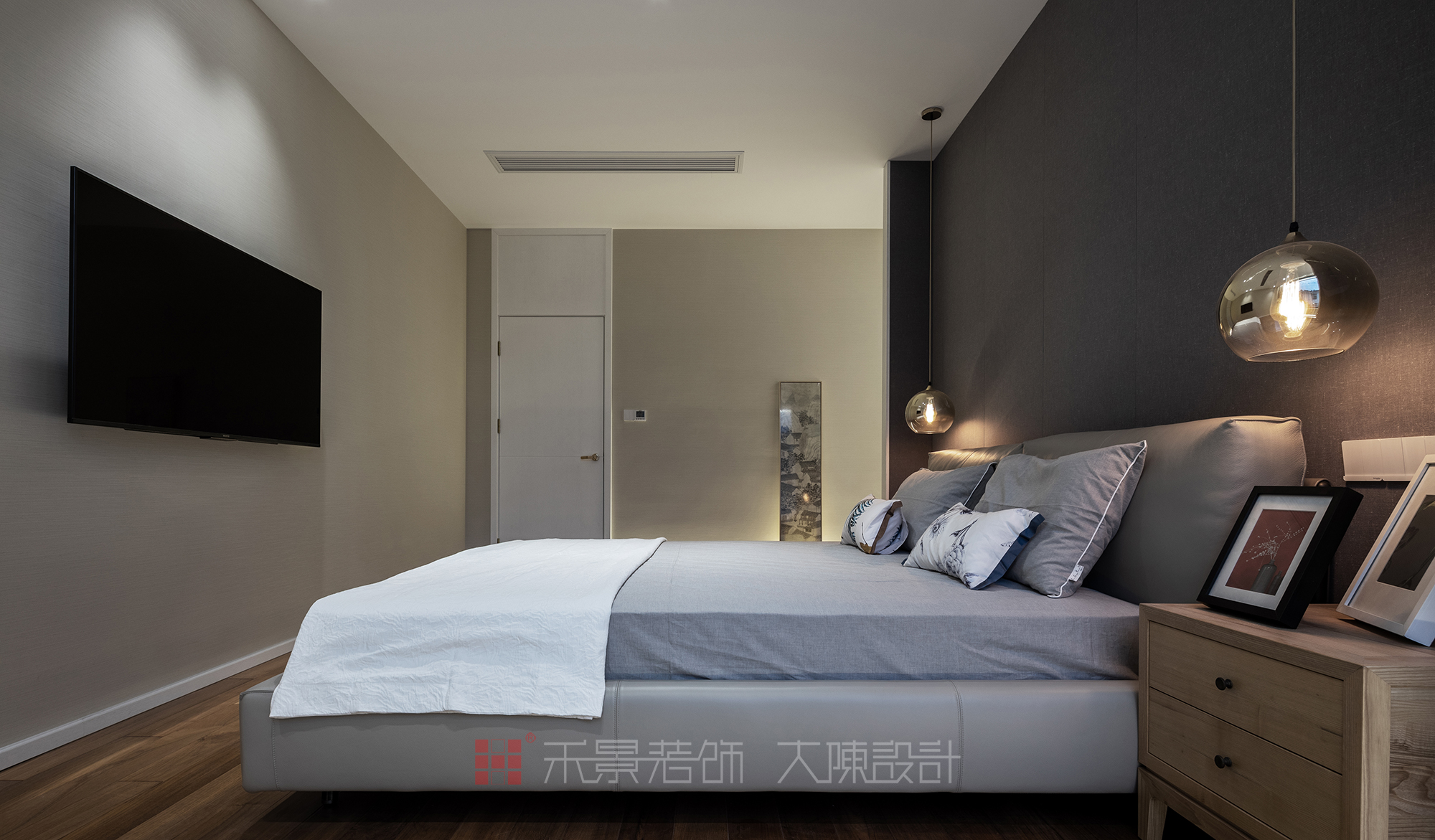 卧室图片来自禾景大陈设计在喧嚣城市中，与自然同居的分享