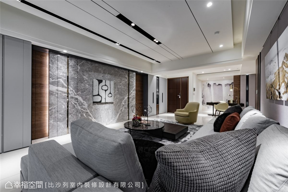 装修设计 装修完成 现代风格 客厅图片来自幸福空间在179平，内敛奢华大气宅的分享
