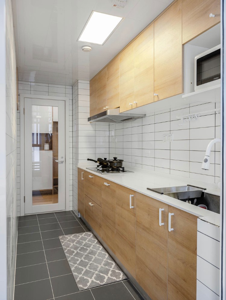 简约 二居 收纳 旧房改造 白领 小资 80后 厨房图片来自今朝小伟在整体留白简单的木色为主的分享