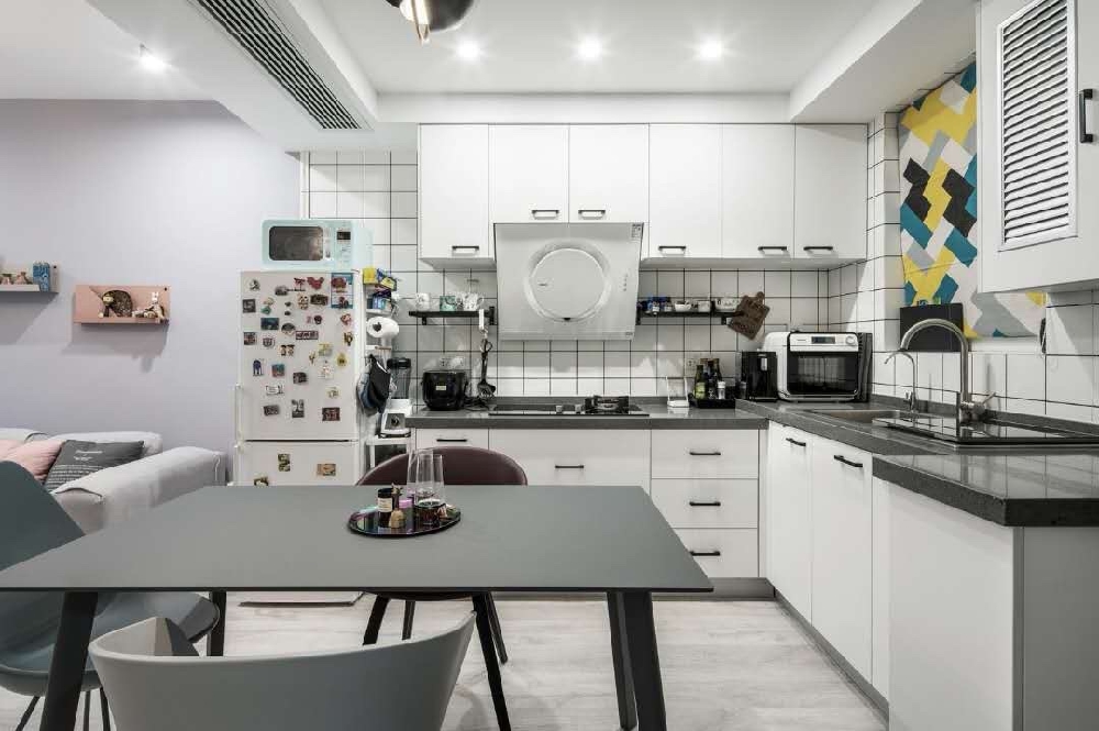 白领 收纳 旧房改造 80后 小资 厨房图片来自今朝小伟在50平米一居北欧风格居室的分享