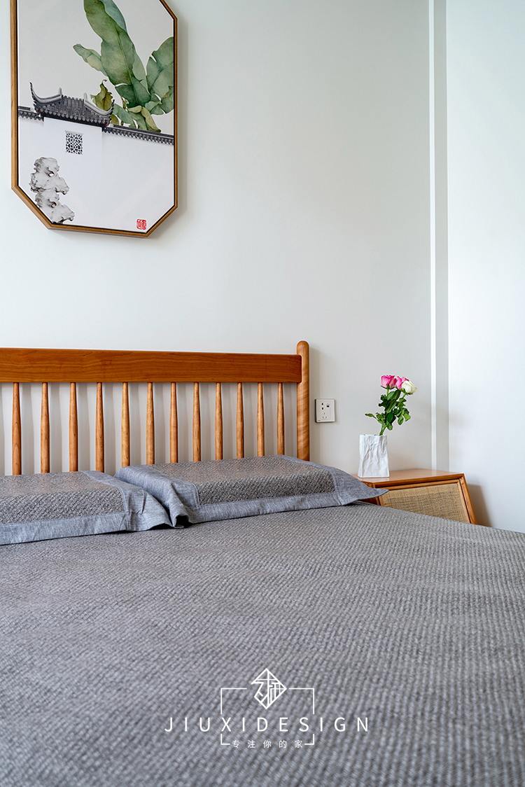 收纳 80后 旧房改造 小户型 卧室图片来自久栖设计在利用原木白墙打造淡雅的混搭风的分享