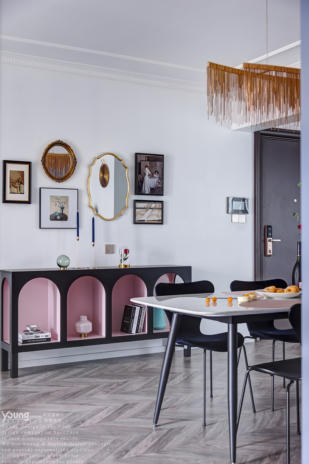 简约 混搭 白领 收纳 旧房改造 80后 小资 餐厅图片来自漾设计在Young新作 | 法式轻奢风来袭！的分享