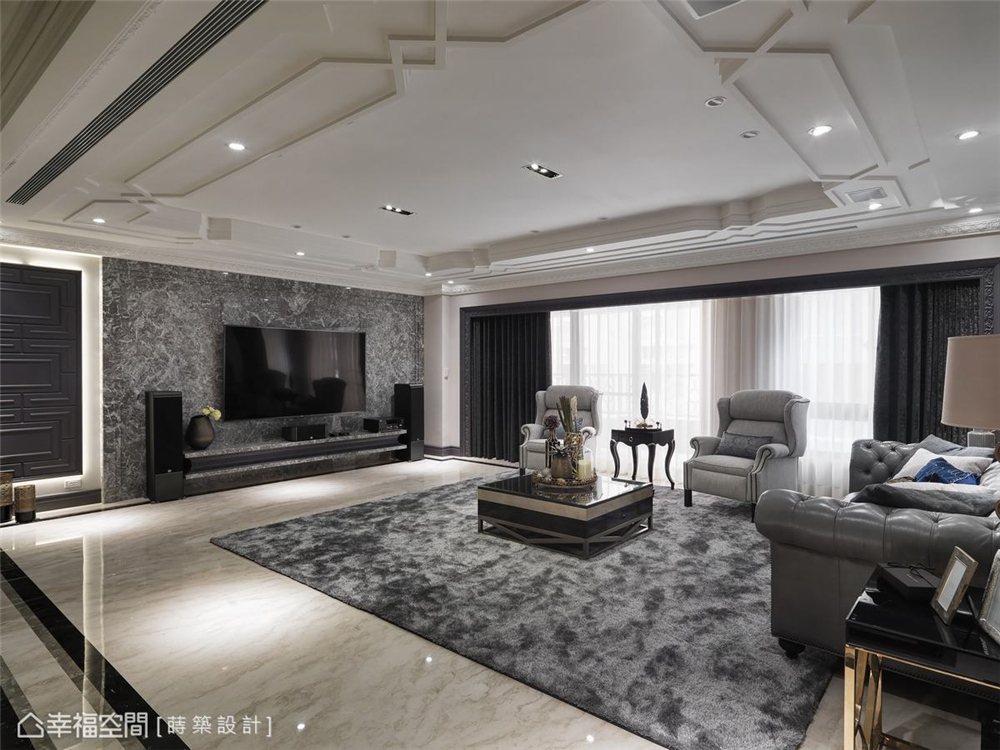 装修设计 装修完成 新古典 奢华风格 客厅图片来自幸福空间在212平，古典  奢华对称美学的分享
