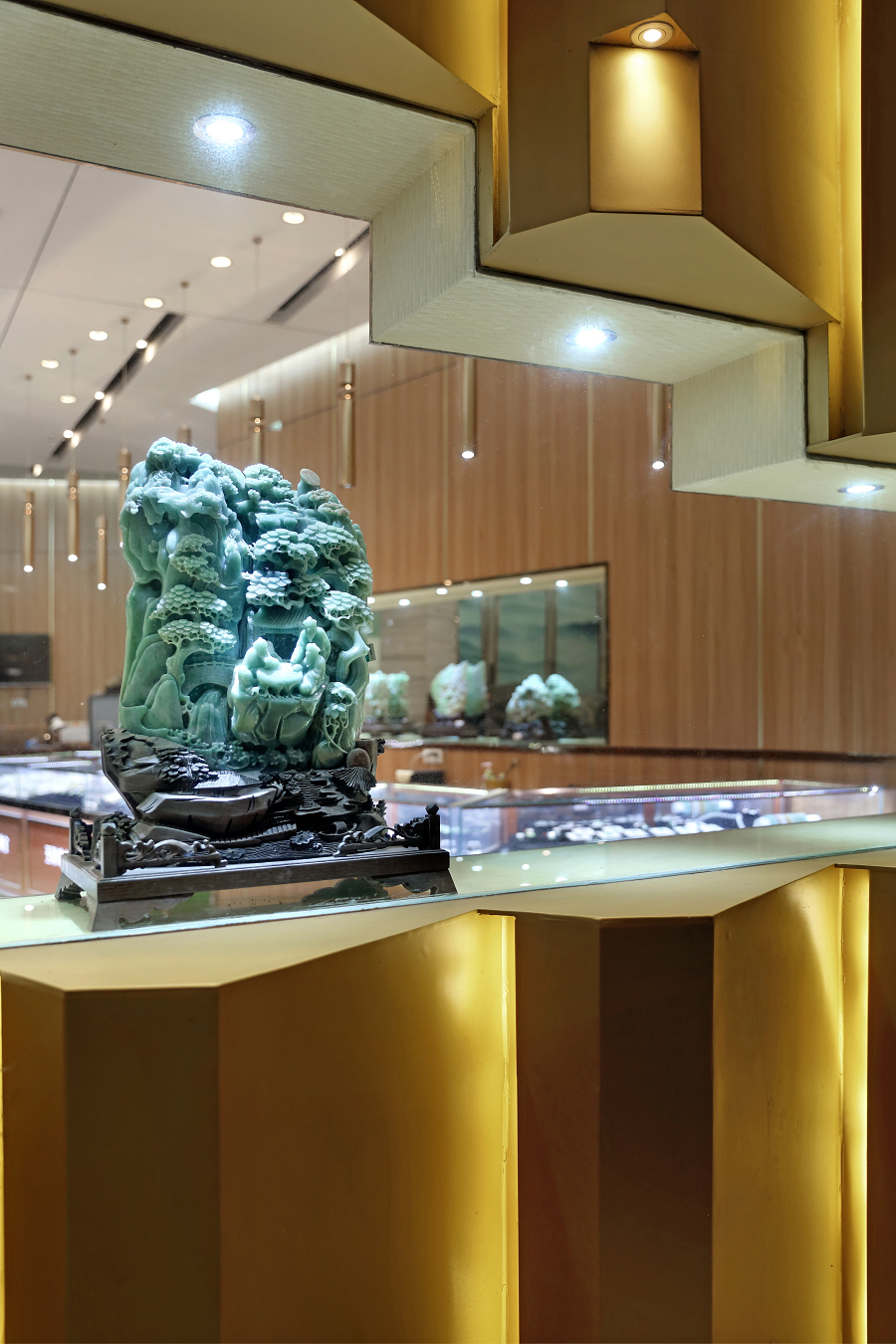 其他图片来自文华东方工程设计在文华权设计-玉联珠宝展厅的分享