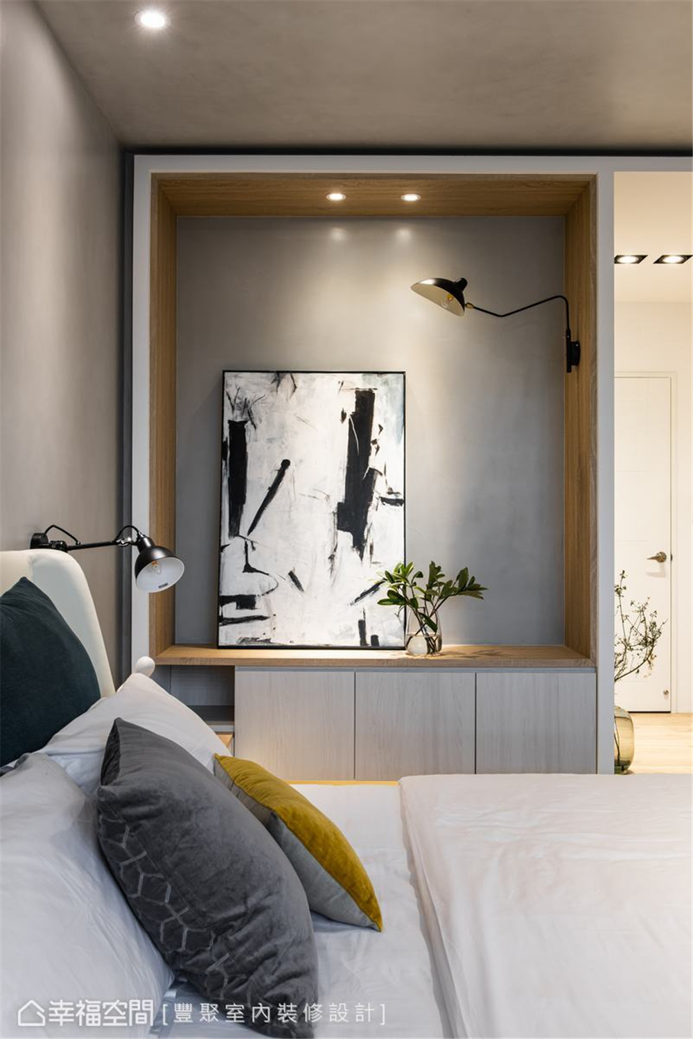 装修设计 装修完成 现代风格 别墅 卧室图片来自幸福空间在443平，时尚乐活宅连系三代情的分享
