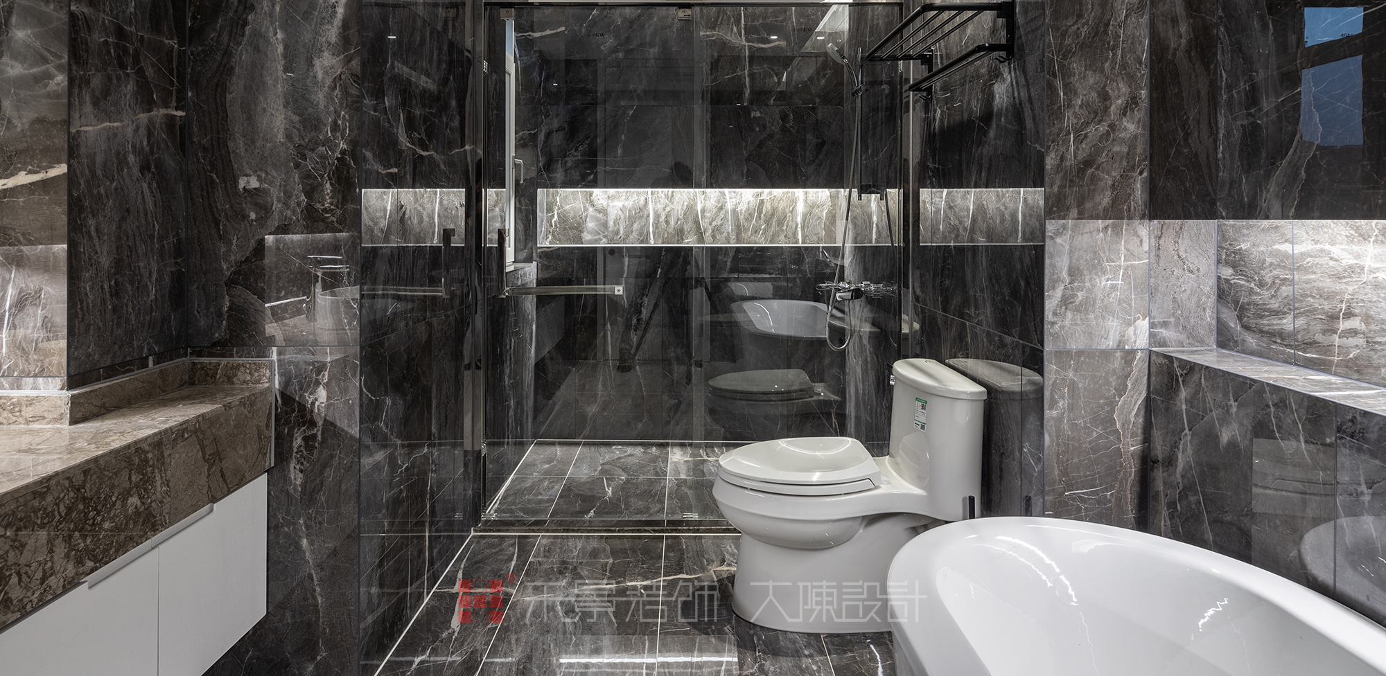 卫生间图片来自禾景大陈设计在寻梦·归心的分享